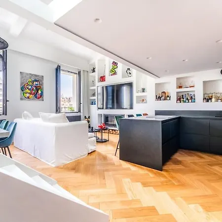 Art Deco D'exception Apartment